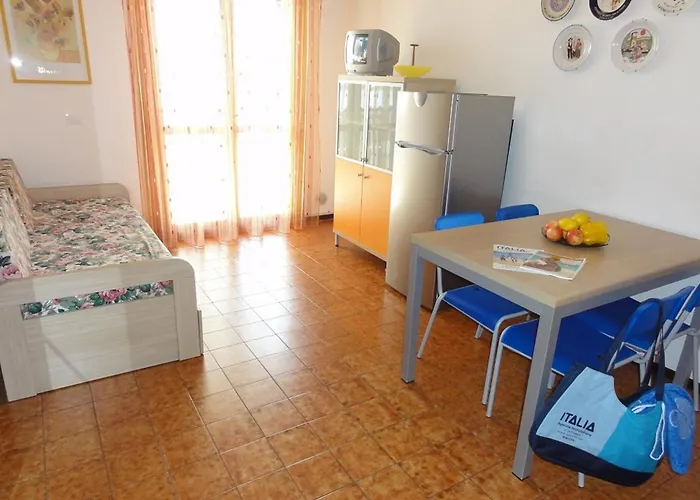 Апартаменты Cozy Flat 50mt From The Sea